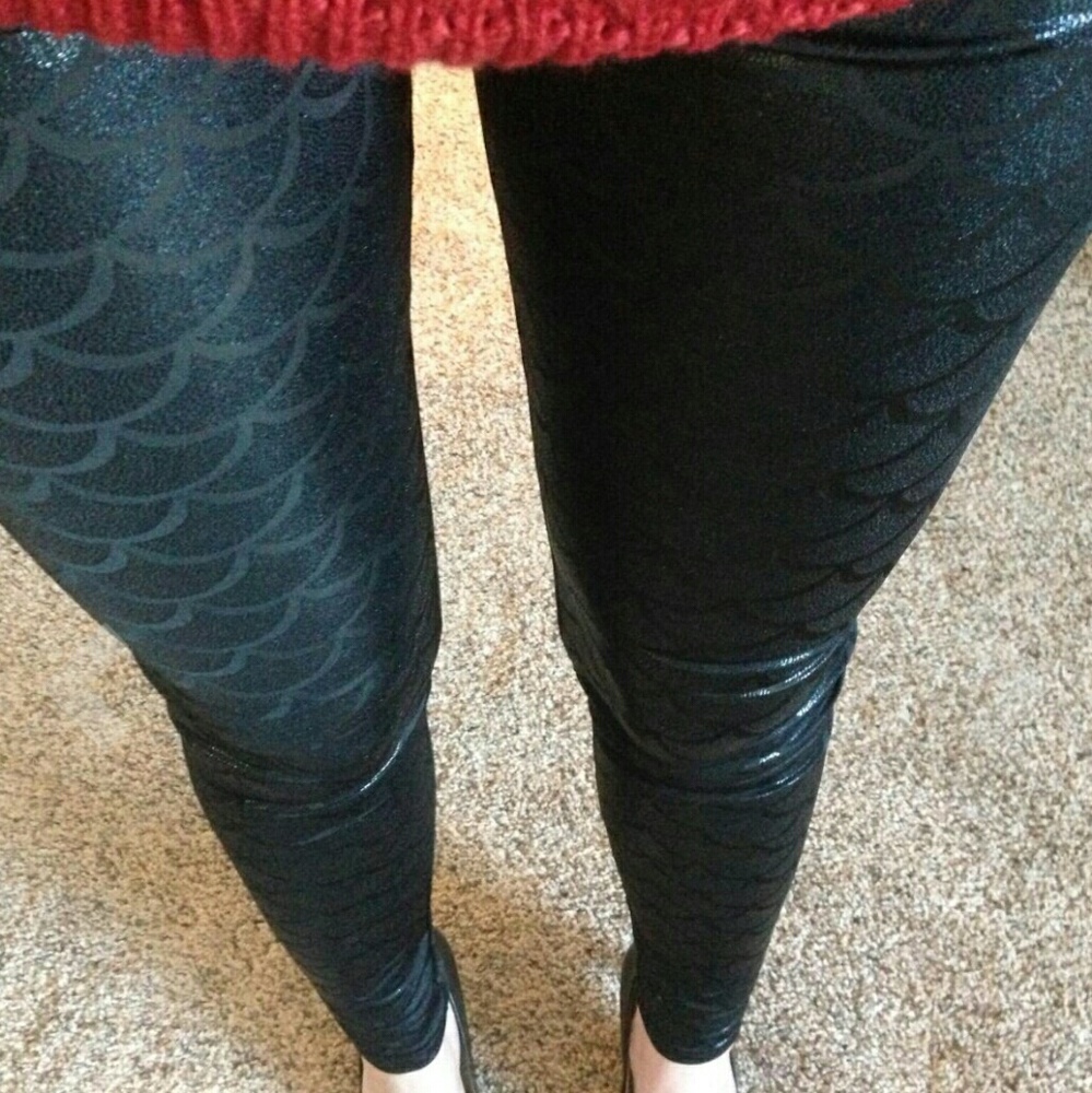 Black Mermaid Legging  Siren Iridescent - Picture 6 of 6